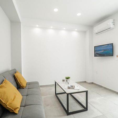 קליבס Kiani Apts מראה חיצוני תמונה